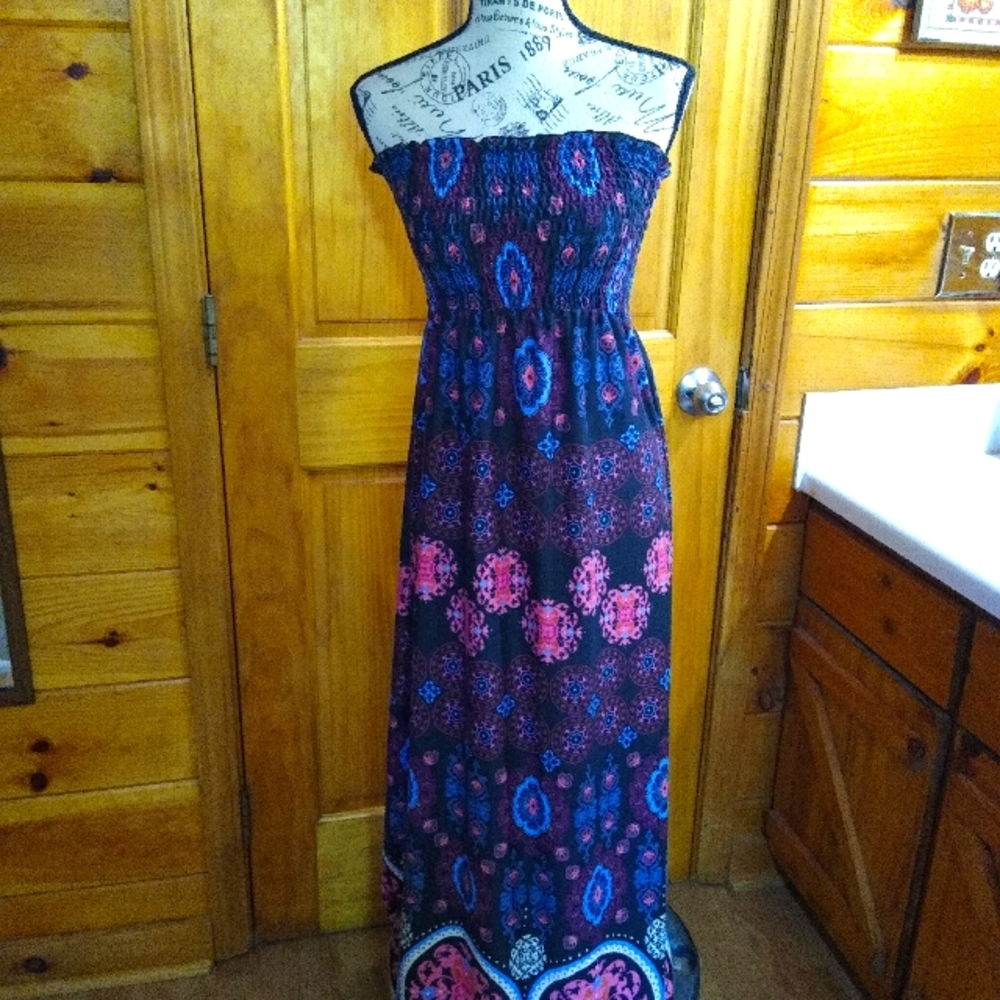 🎈🎈Op Strapless Dress🎈🎈